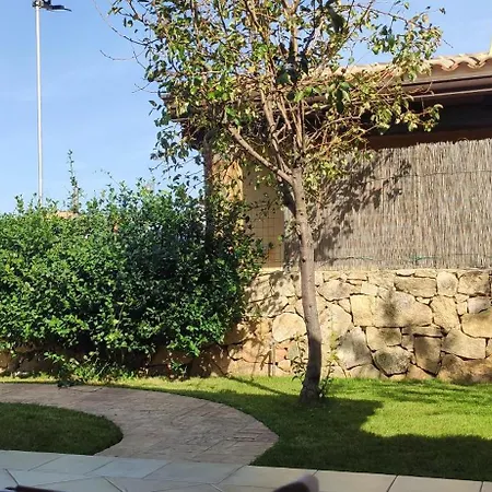 Piazza Dei Saraceni - Fbu-tand 1 & 2 Apartamento Budoni